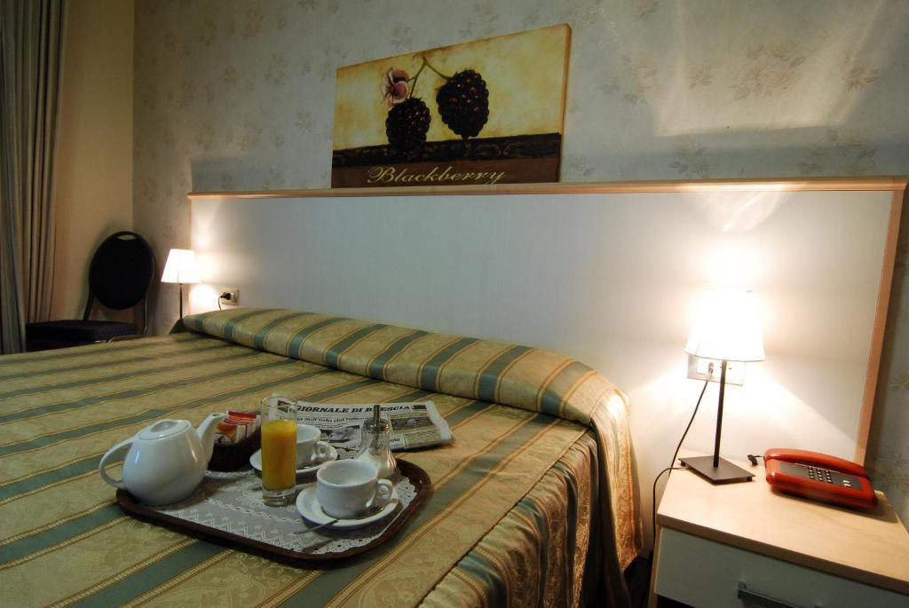 Hotel Milano Iseo Habitación foto